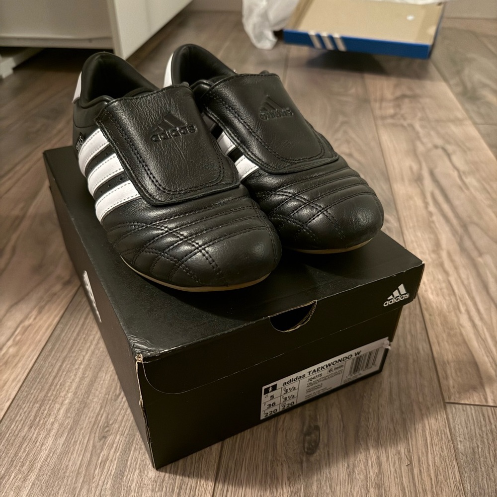 Adidas Taekwondo Shoes Size 5 women’s